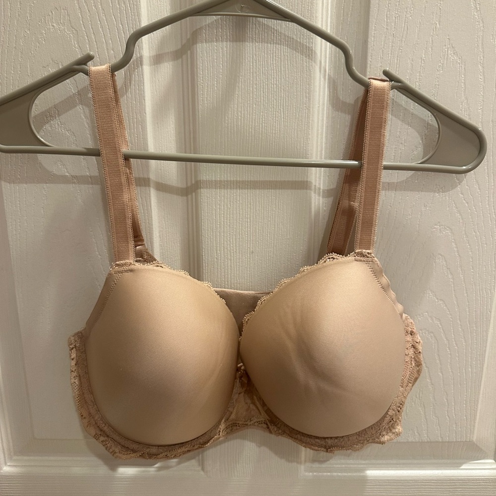 Victoria's Secret Tan Everyday Bra with Underwire Support